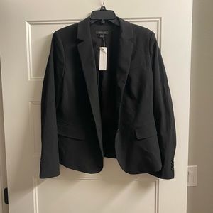 Ann Taylor black women’s blazer, brand new (tag on & cross-stitch string intact)